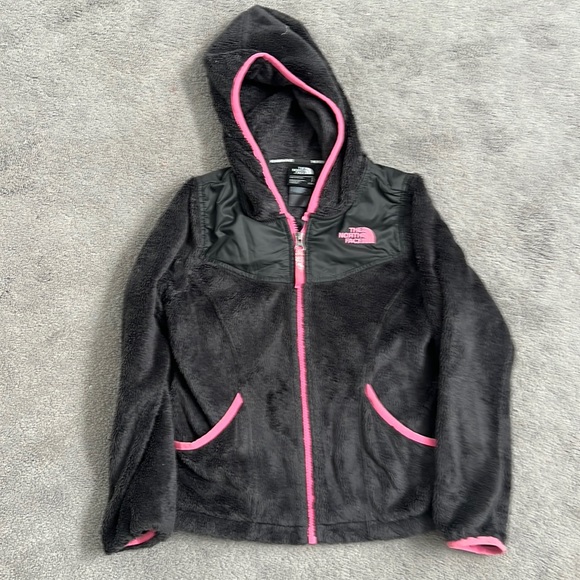 The North Face Girls fleece/fuzzy Jacket - Black and Pink - Picture 1 of 4